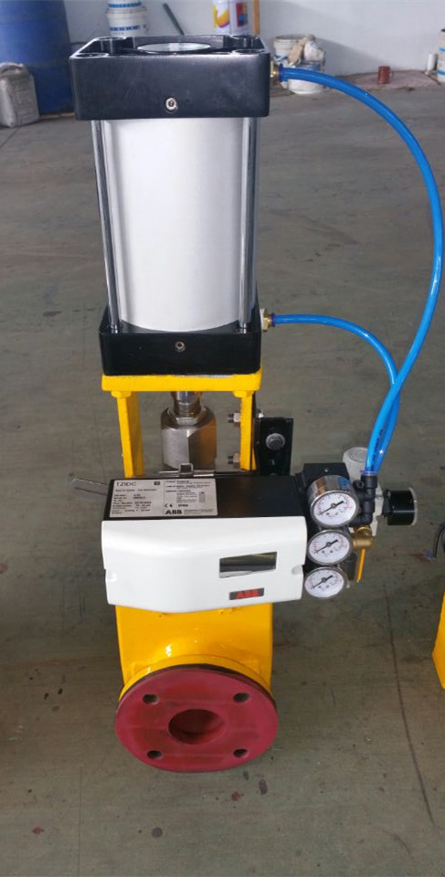 氣動(dòng)氣缸式管夾閥（帶定位器型）